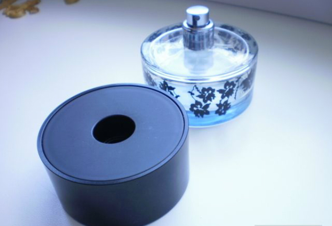 Prenez une base ronde pour pouf