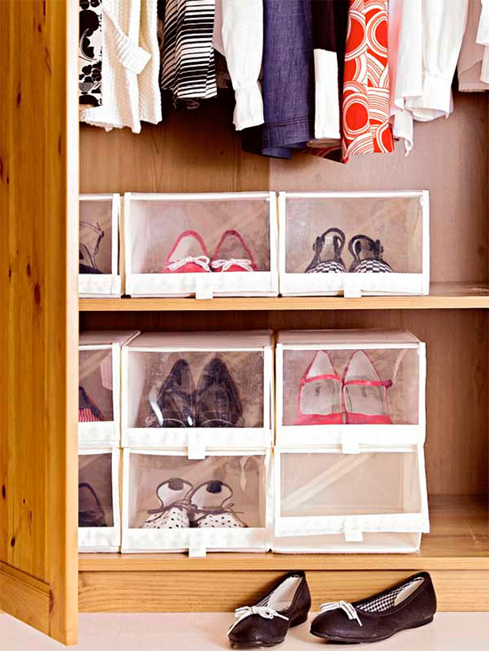 Rangement de chaussures dans le placard