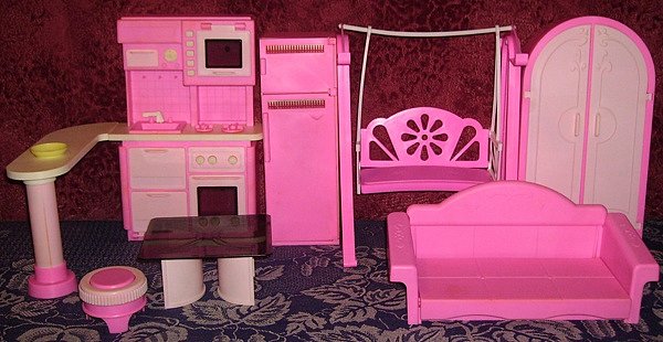 Comment faire des meubles barbie à faire soi-même