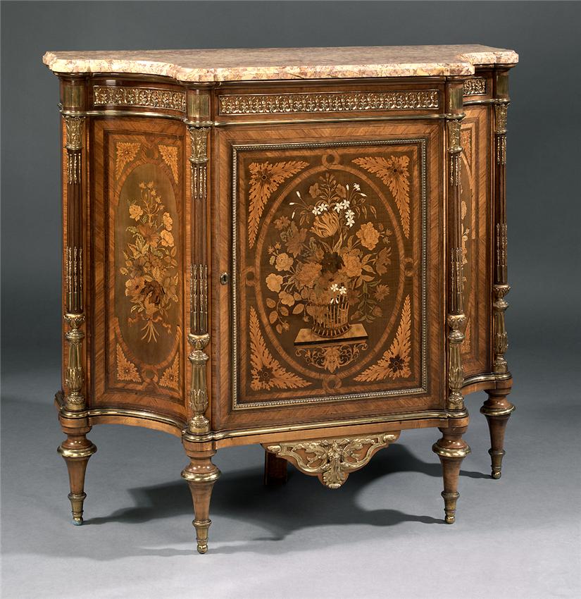 Beaux meubles anciens