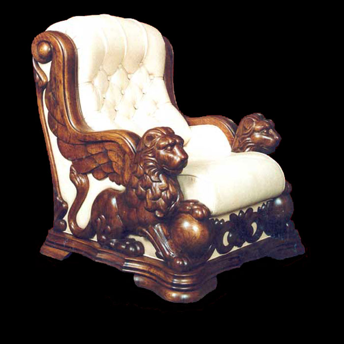 Belle chaise sculptée