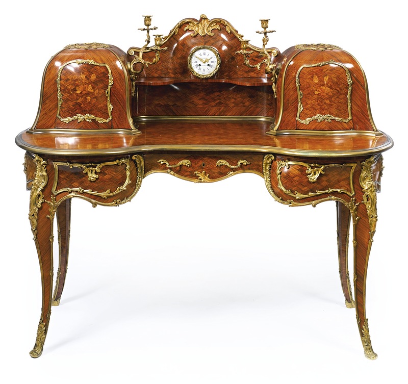 Belle table en bois