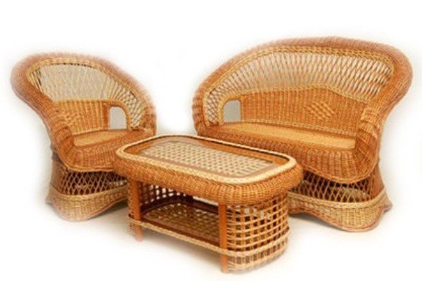 Fauteuils et canapés à base de bois