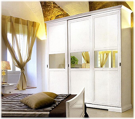 Armoire blanche
