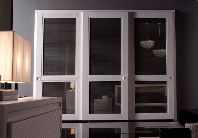 Armoire coulissante avec verre