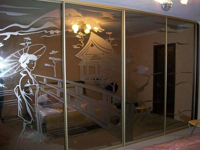 Armoire mate