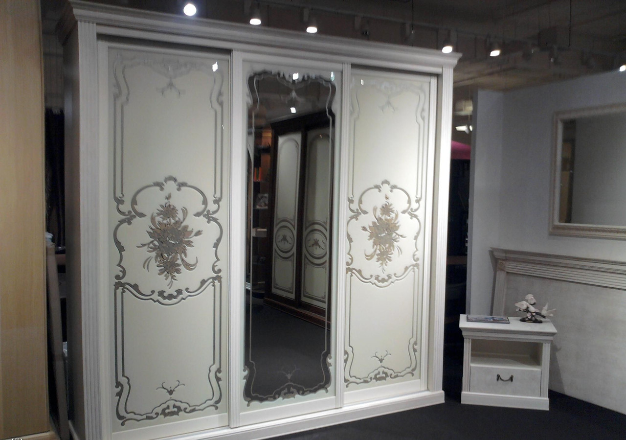 Armoire avec sablage