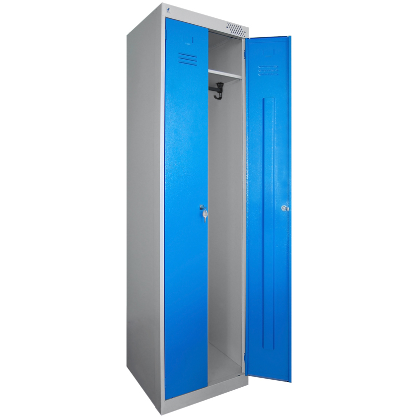 Armoire à portes bleues