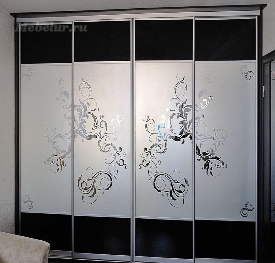 Armoire encastrée