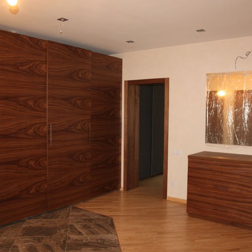 Armoires coulissantes dans un hall