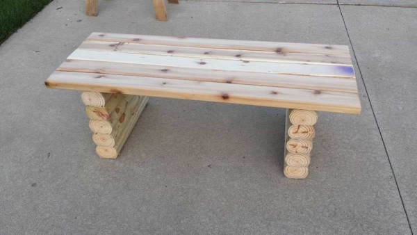 Nous connectons tous les éléments. Le banc est prêt