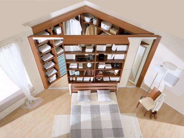 Armoire d'angle dans le salon