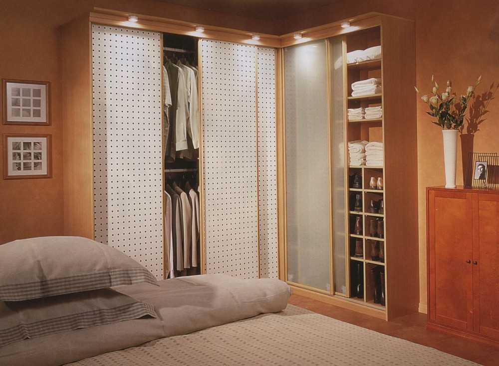 Armoire d'angle