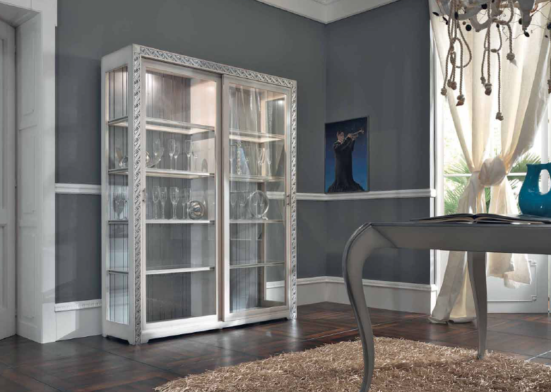 Vitrine pour la vaisselle