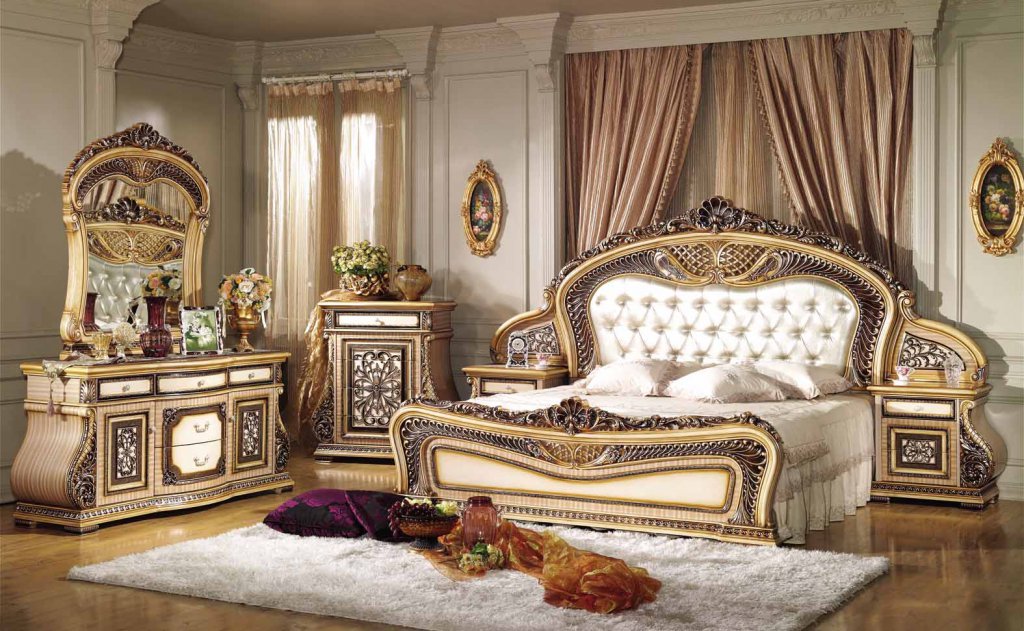 Quelle est la différence entre l'intérieur dans le style classique