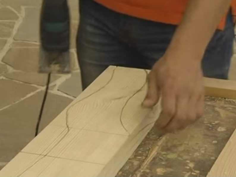 Faire des ébauches pour le canapé