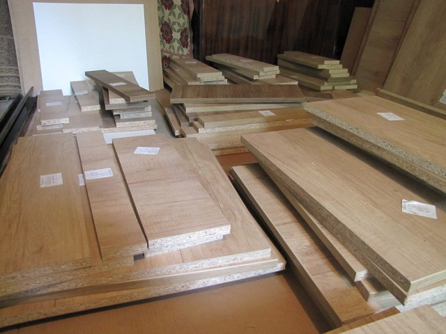 Pièces d'armoire
