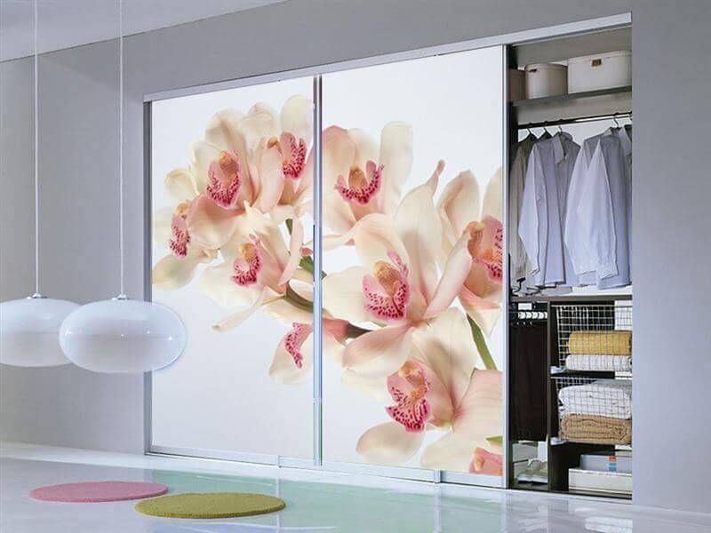 Comment choisir l'impression photo pour une armoire coulissante