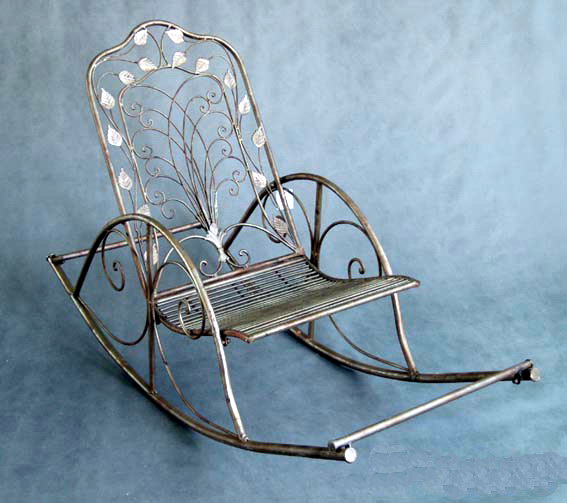 Chaise berçante en fer forgé