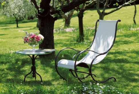 Chaise à bascule