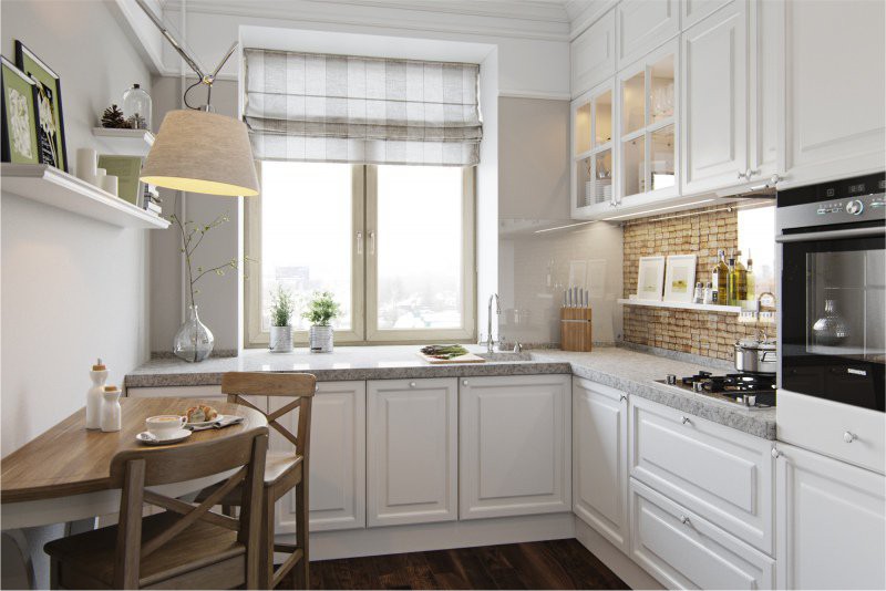 Petite cuisine avec un minimum de décoration