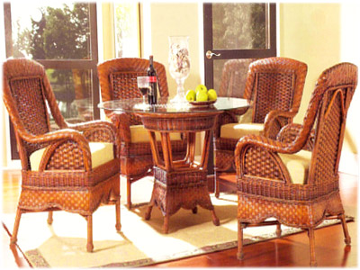 Grandes chaises rondes fantaisie