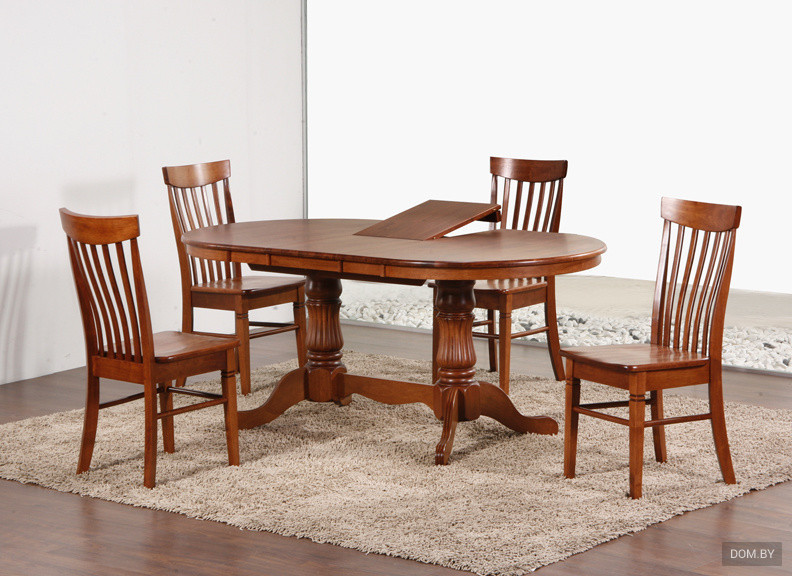 Coin repas avec table pratique