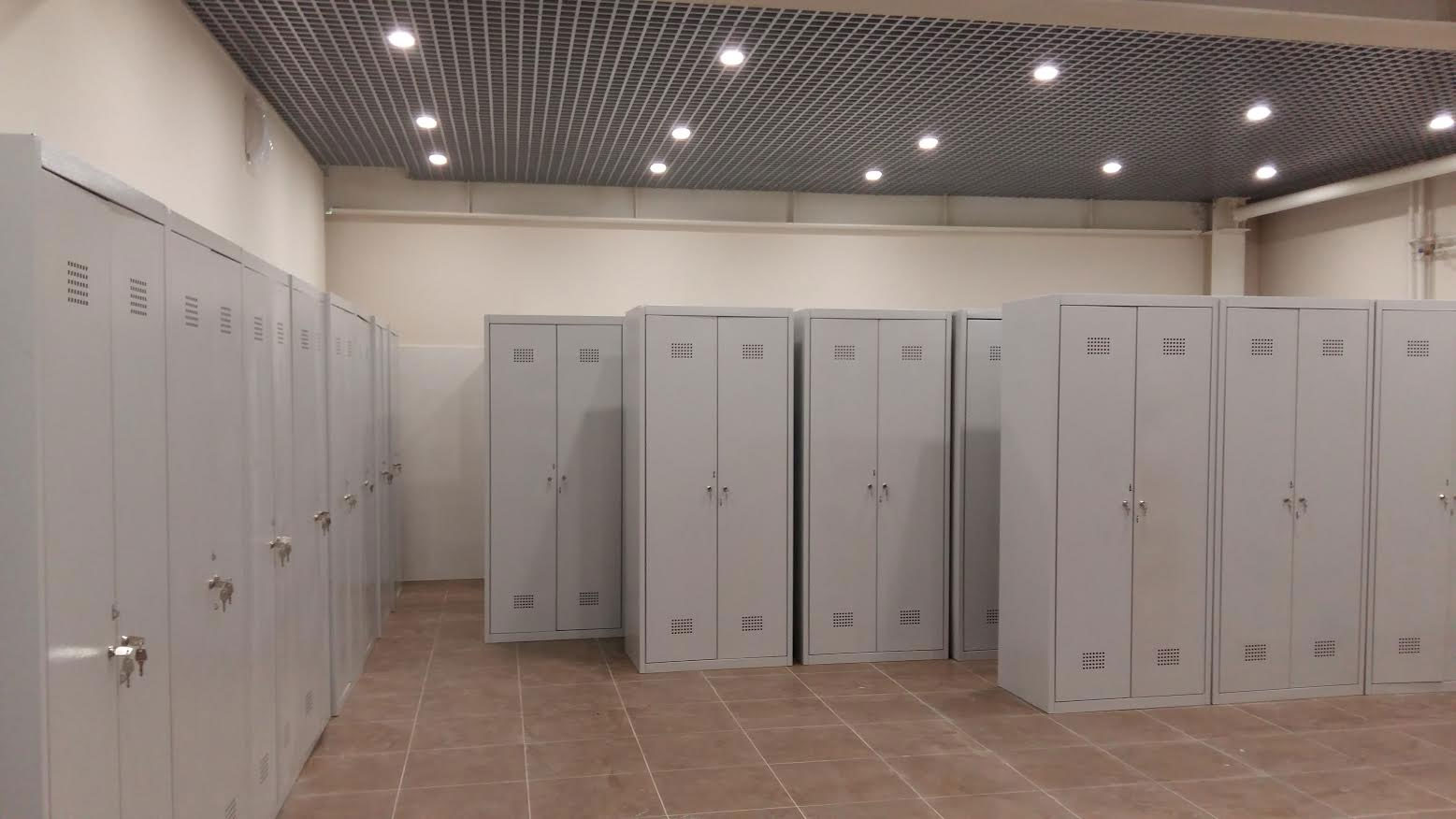 Boîtier métal pour vêtements