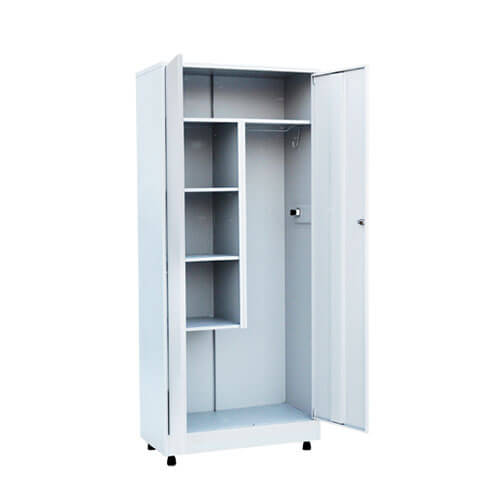 Armoire à pieds