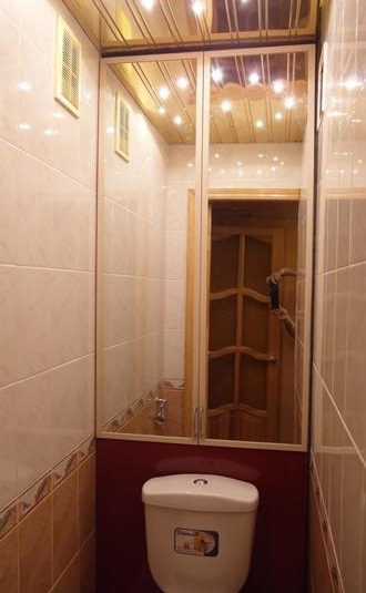 Armoire avec miroir