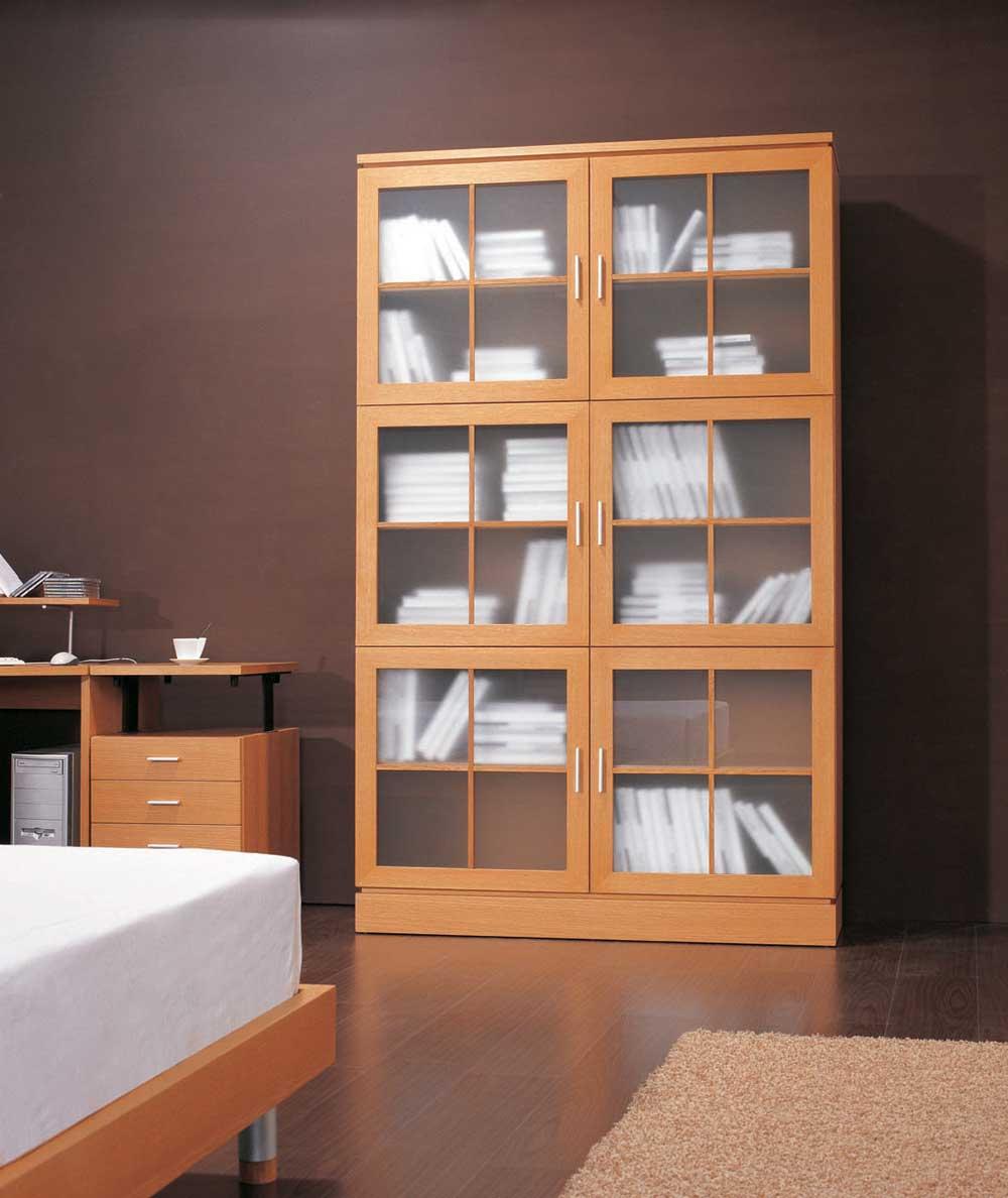 Armoire avec verre