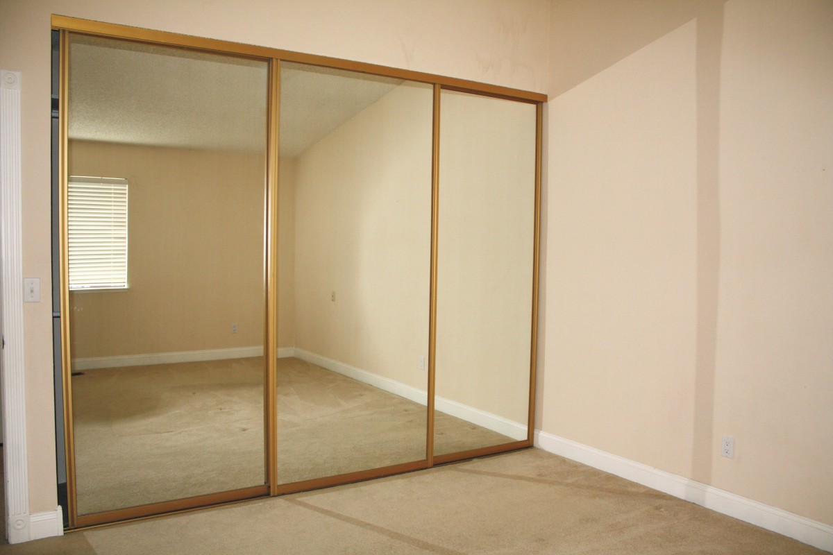 Armoire murale