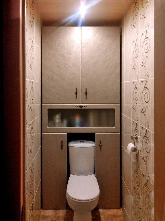 Plomberie dans les toilettes