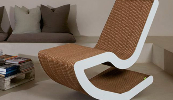 Chaise en carton