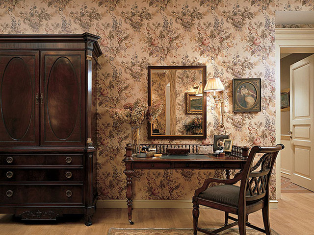 Armoire anglaise et coiffeuse