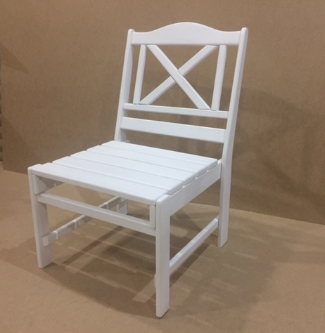Chaise d'auteur blanche