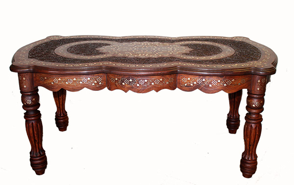 Table indienne en bois