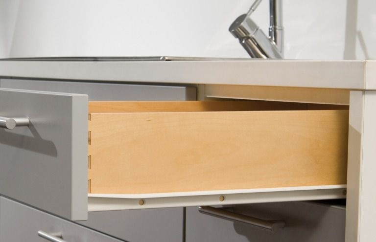 Tiroirs de qualité dans le tableau