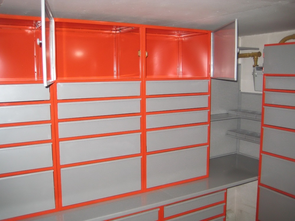 Ensemble de meubles orange