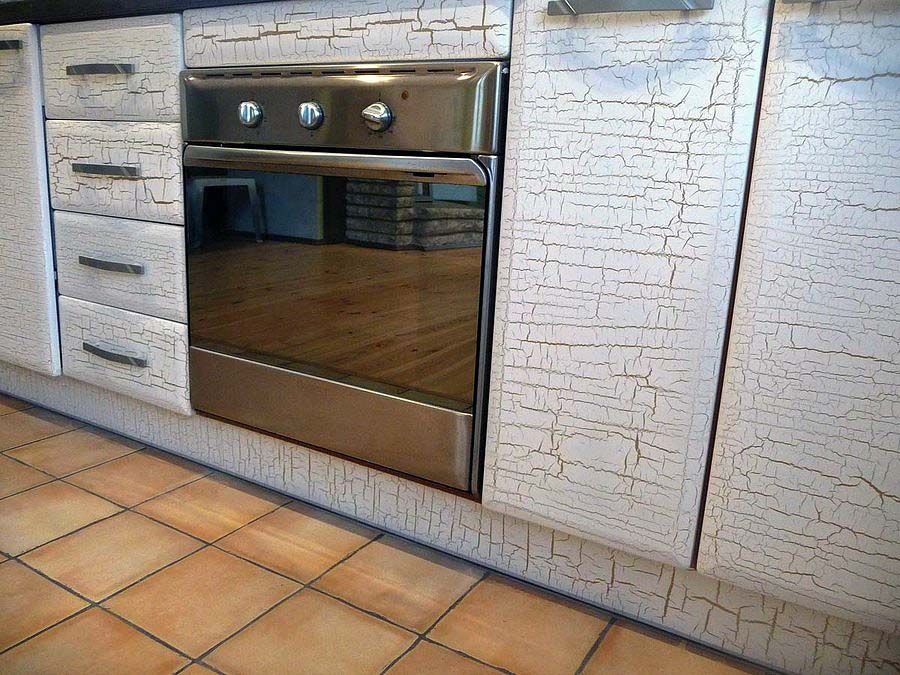 Craquelure sur les meubles