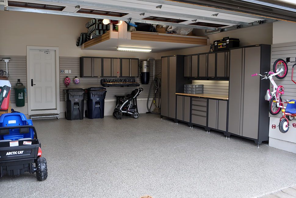 Bel intérieur de garage