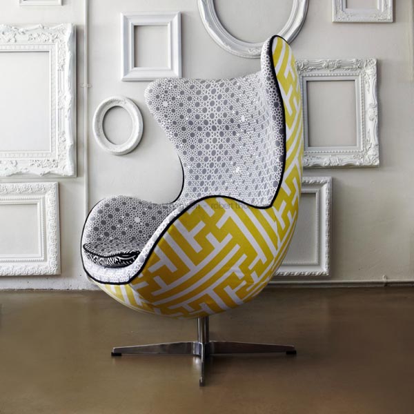 Chaise Egg