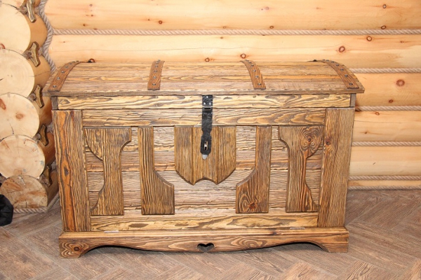 Meubles en bois massif