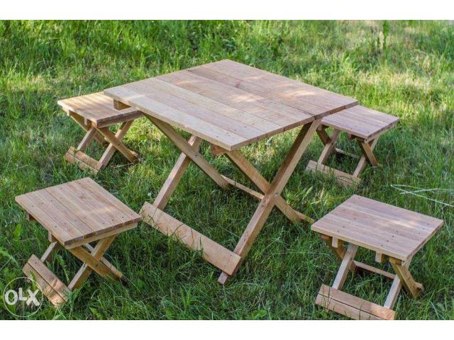 Ensemble de meubles pliants à base de bois