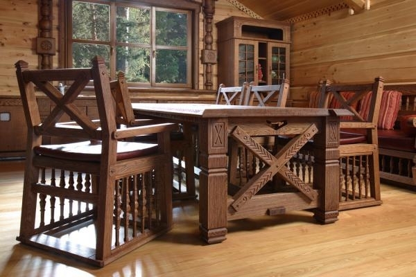 Salle à manger en bois naturel