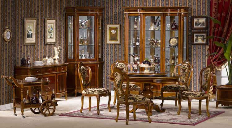 Mobilier de salle à manger d'origine