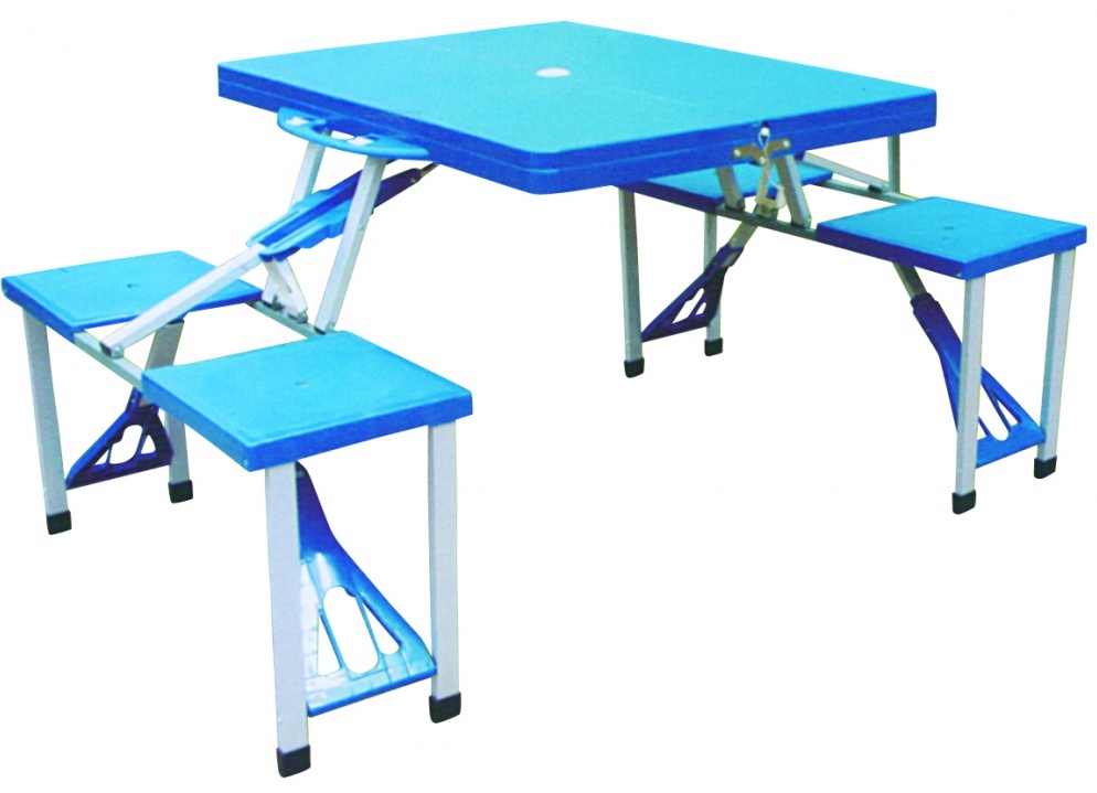 Mobilier d'extérieur bleu