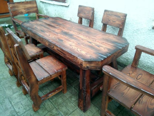 Table et chaises