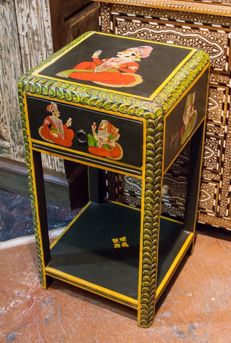 Table sur pied