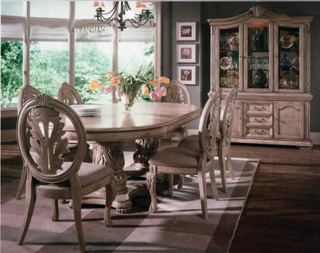 Chaises avec dossier d'origine